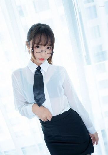 堕落的女律师_国语版完整版